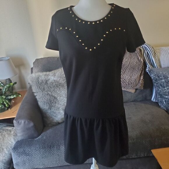 sinequonone Dresses & Skirts - Designer. Sinequonone Paris. black with gold stud Details dress. Size Small